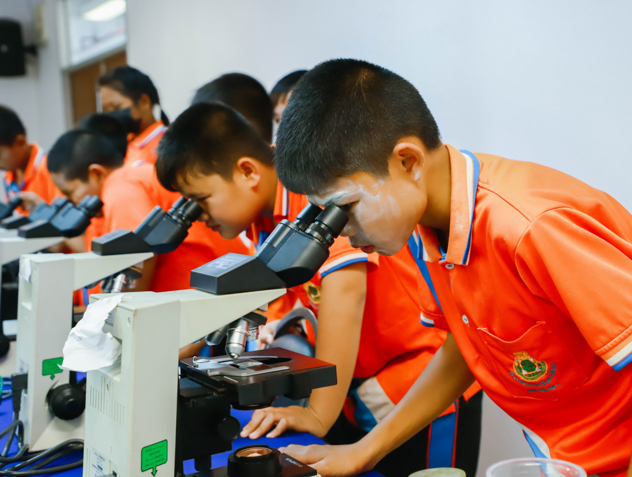 KPRU Expands STEM Access Through Hands-On Science Camps